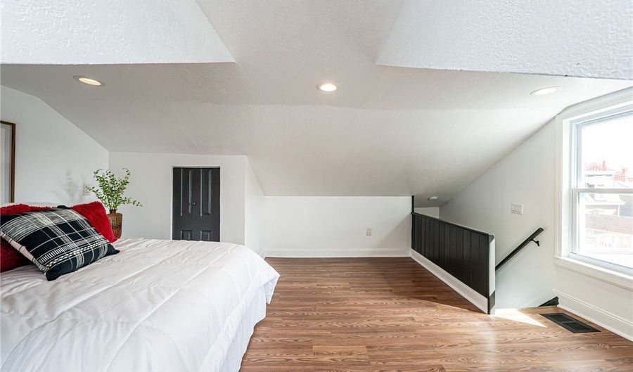 1711 Larkins Way, Airville, PA 15203 - 4 Beds, 2 Bath