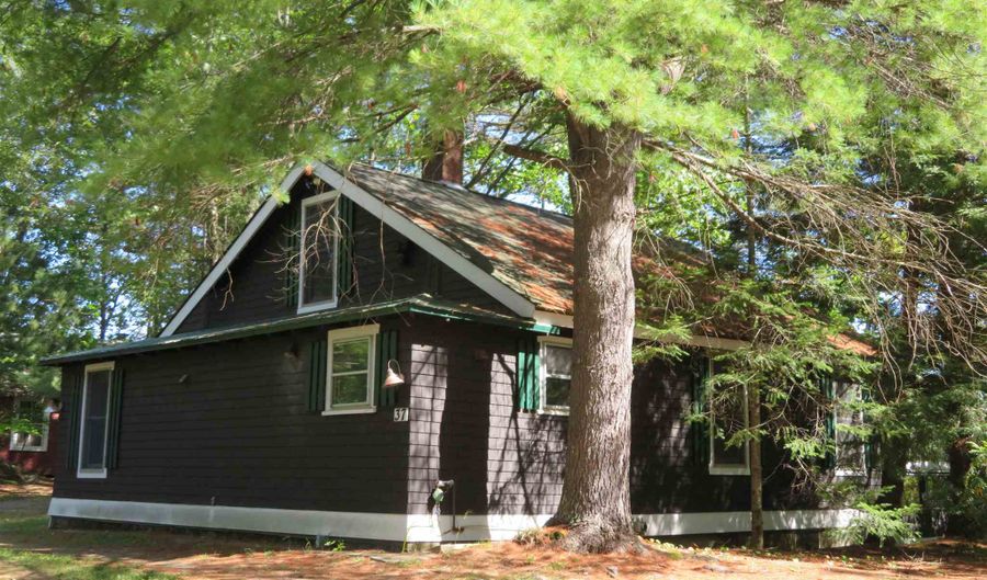 37 Madison Ave, Holderness, NH 03245 - 6 Beds, 3 Bath