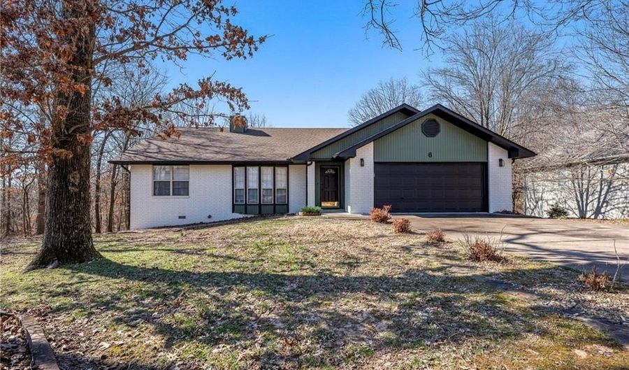 6 Hursley Ln, Bella Vista, AR 72714 - 3 Beds, 2 Bath