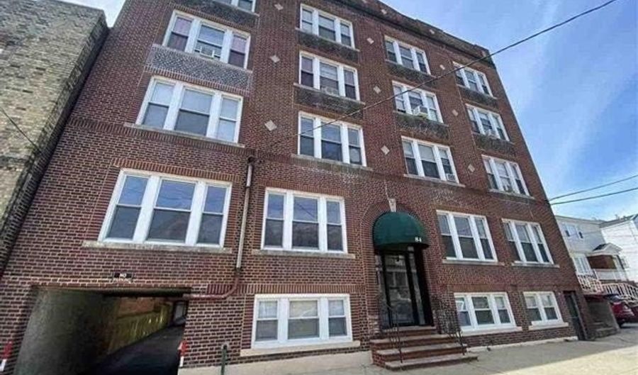 84 W 25TH St D5, Bayonne, NJ 07002 - 1 Beds, 1 Bath