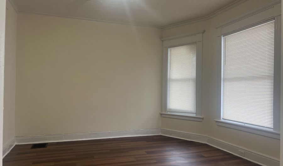 32 Hazelwood Ave 1st floor, Bridgeport, CT 06605 - 2 Beds, 2 Bath