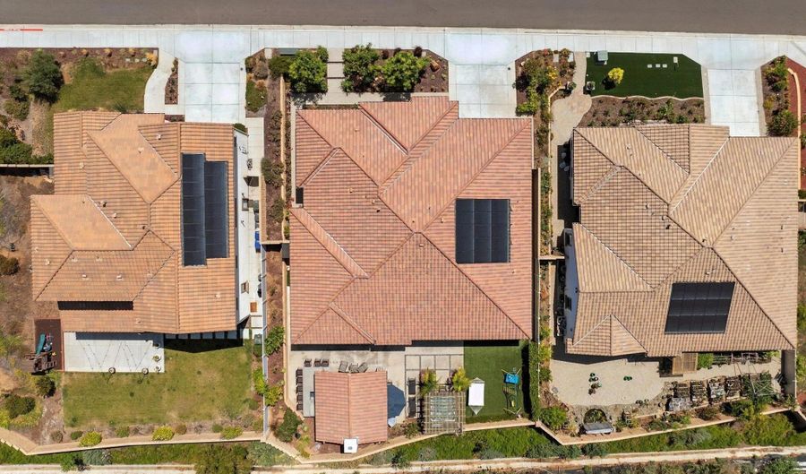 2313 E Lincoln Ave, Escondido, CA 92027 - 4 Beds, 4 Bath