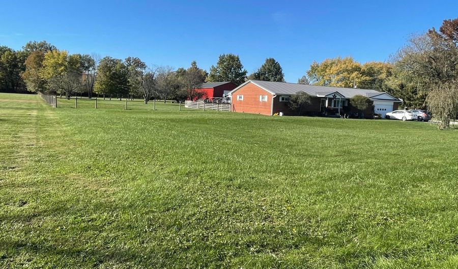 10621 Lockbourne Eastern Rd, Ashville, OH 43103 - 4 Beds, 2 Bath