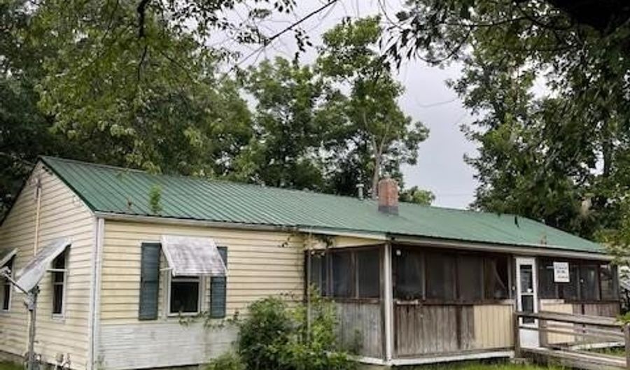 313 Cary Dr, Beech Island, SC 29842 - 4 Beds, 1 Bath