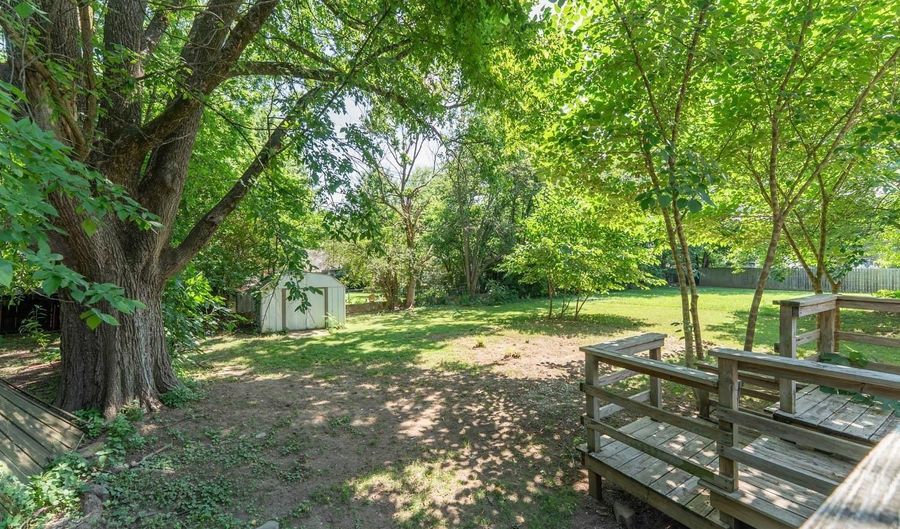 251 W Mark St, Batesville, AR 72501 - 3 Beds, 2 Bath