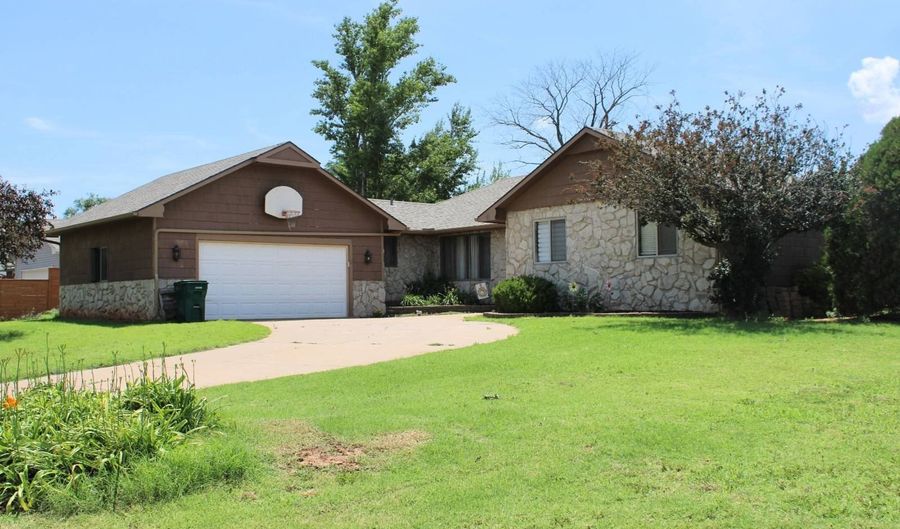 6 Diamond Ct, Anthony, KS 67003 - 3 Beds, 3 Bath