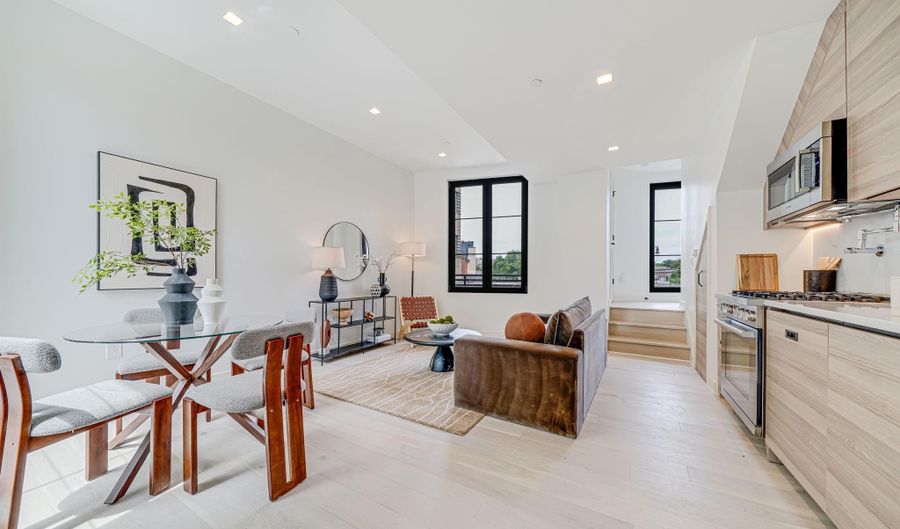 2907 NEWARK St NW, Washington, DC 20008 - 2 Beds, 2 Bath