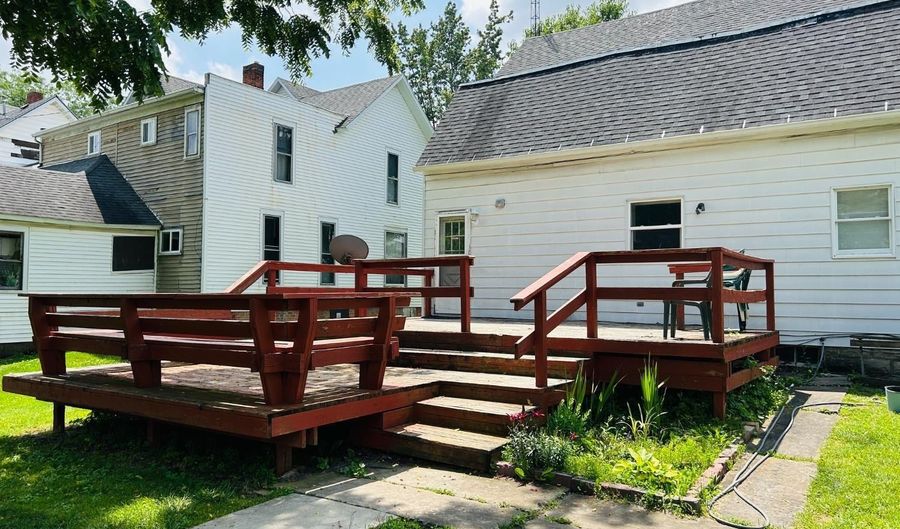 702 Main, Ada, OH 45810 - 4 Beds, 2 Bath