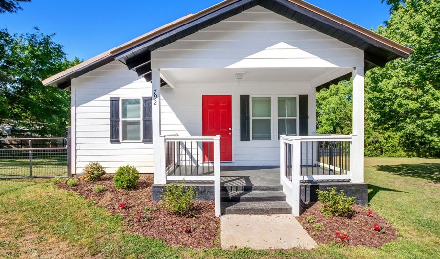 792 Wheeler Cir, Alto, GA 30510 - 2 Beds, 1 Bath