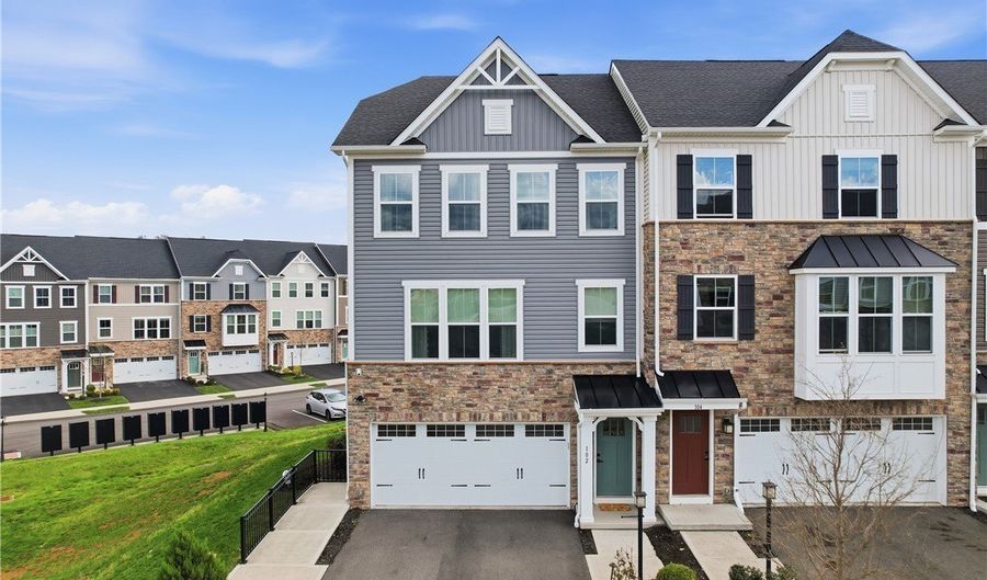 102 Lupine Dr, Adams Twp., PA 16046 - 3 Beds, 3 Bath