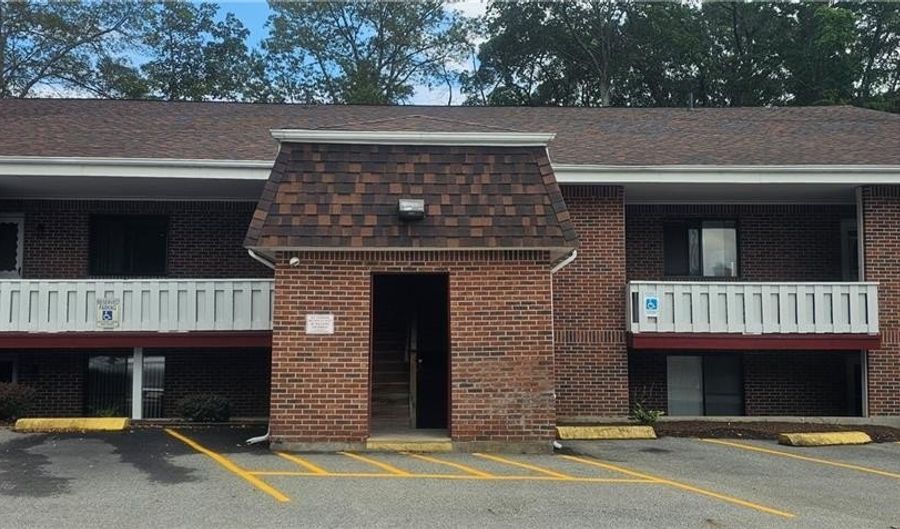567 Smithfield Rd 30, North Providence, RI 02904 - 1 Beds, 1 Bath