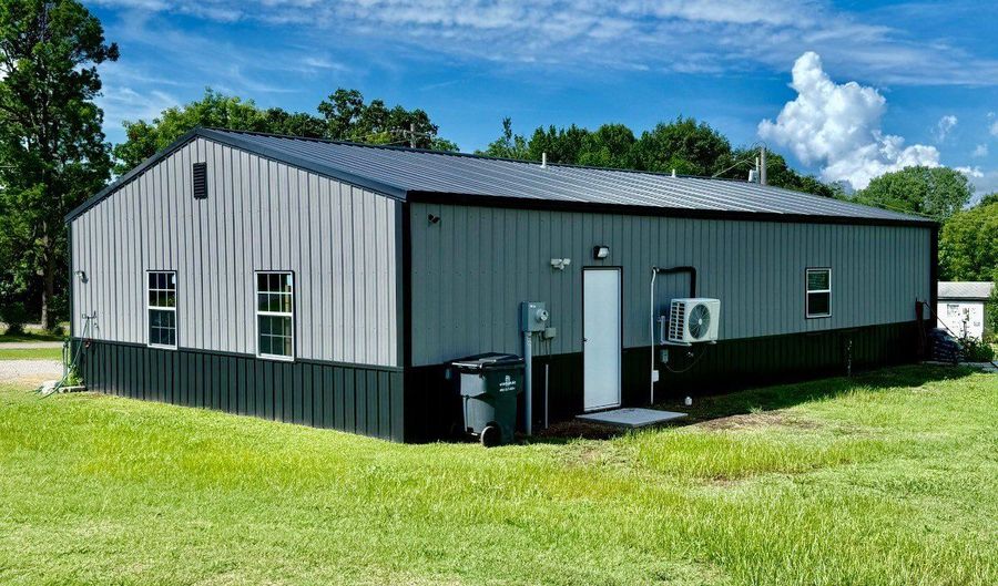 306 E 3rd St, Asher, OK 74826 - 2 Beds, 2 Bath