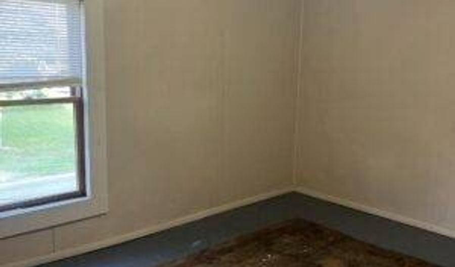 11661 Rockhill NE Ave, Alliance, OH 44601 - 2 Beds, 1 Bath