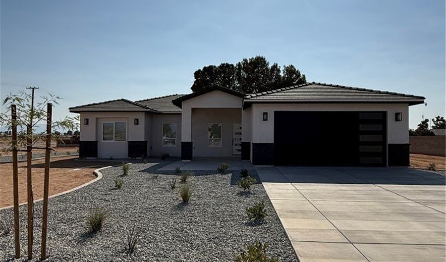 10516 Mohawk, Apple Valley, CA 92308 - 3 Beds, 2 Bath