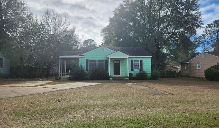 1706 Lincoln Ave, Albany, GA 31707 - 2 Beds, 1 Bath