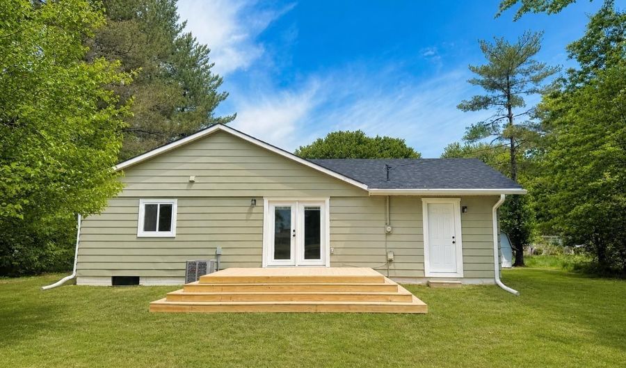 116 Middle Ave, Bedford, IN 47421 - 3 Beds, 1 Bath