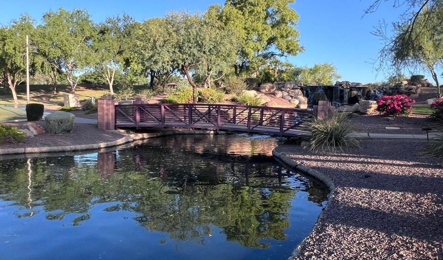 2116 W KURALT Dr, Anthem, AZ 85086 - 4 Beds, 3 Bath