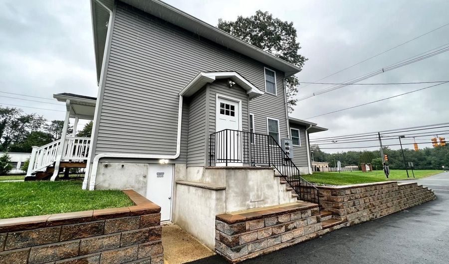 1253 YARDVILLE ALLENTOWN Rd UPPER LEVEL, Allentown, NJ 08501 - 1 Beds, 1 Bath