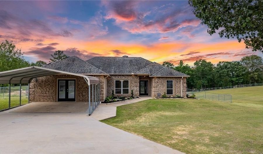 8001 Mars Hill Rd, Bauxite, AR 72011 - 4 Beds, 2 Bath