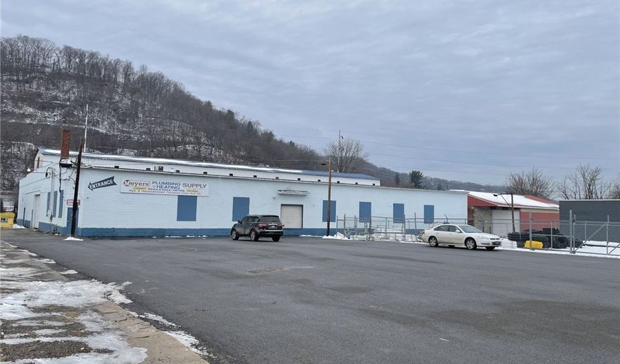 520 Horner St, Allegheny Twp., PA 15902 - 0 Beds, 0 Bath