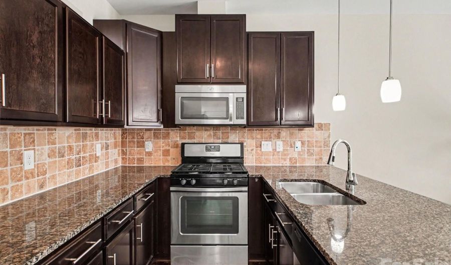 951 Warren Burgess Ln, Charlotte, NC 28205 - 3 Beds, 3 Bath