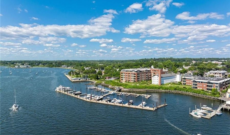 345 Thames St 407 N, Bristol, RI 02809 - 3 Beds, 3 Bath