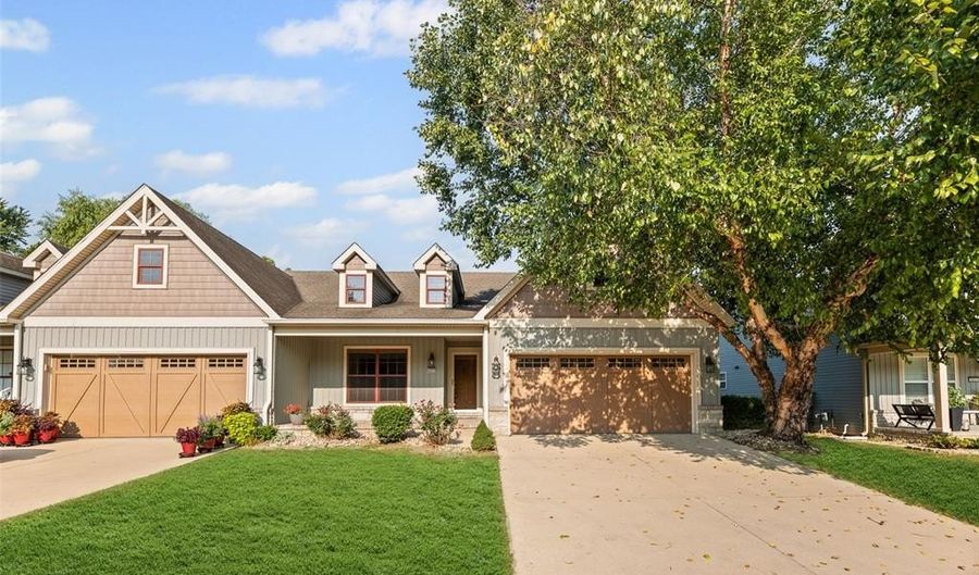 4802 Azalea Pl, Alton, IL 62002 - 3 Beds, 3 Bath
