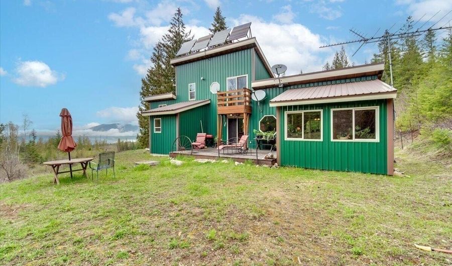 348 Spyglass Hill Rd, Careywood, ID 83809 - 2 Beds, 1 Bath