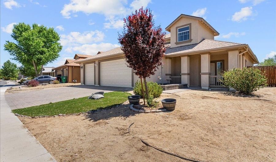 2267 Hayfield Ln, Fernley, NV 89408 - 4 Beds, 4 Bath