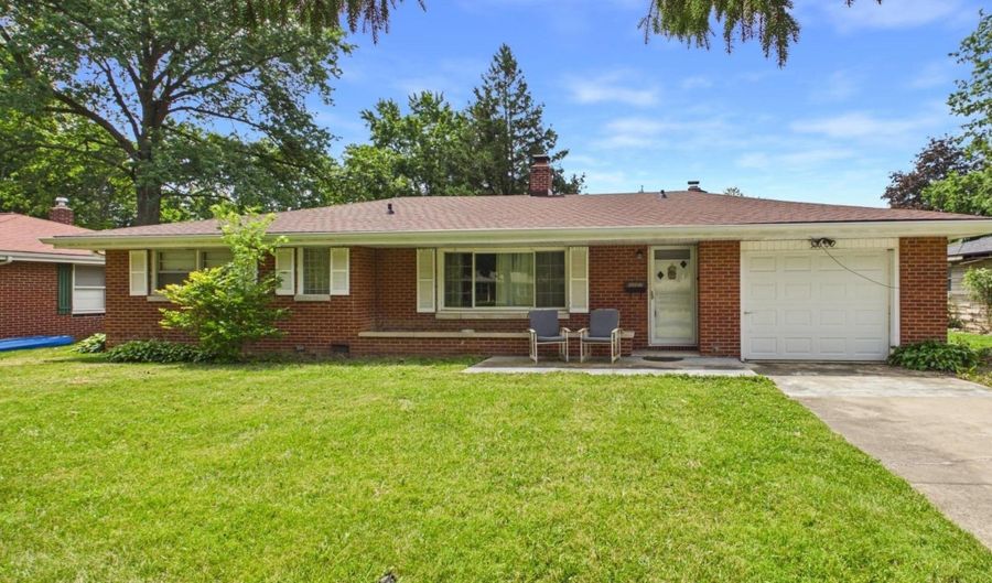 3007 E 6th St, Anderson, IN 46012 - 3 Beds, 2 Bath