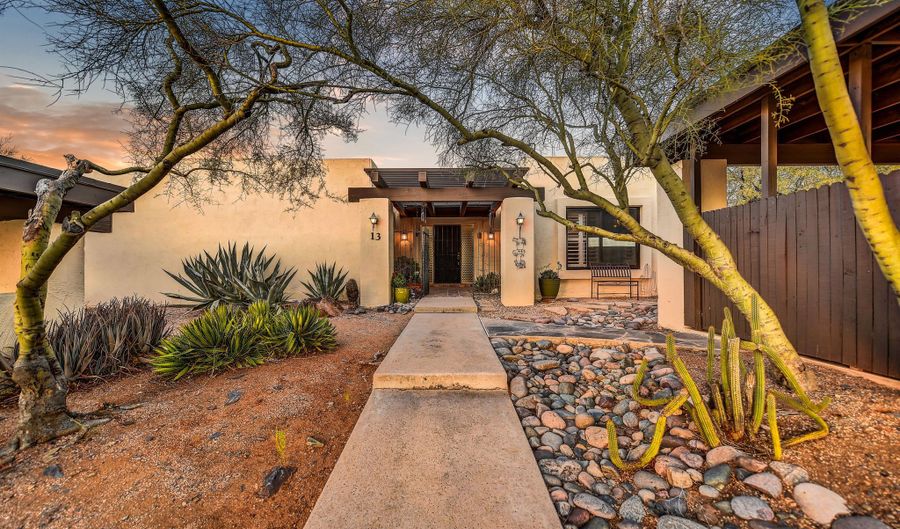 37801 N CAVE CREEK Rd 13, Cave Creek, AZ 85331 - 2 Beds, 2 Bath