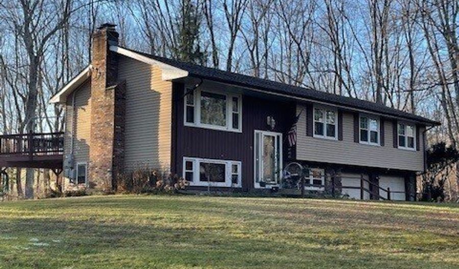 9 Tumblebrook Rd, Bolton, CT 06043 - 3 Beds, 2 Bath