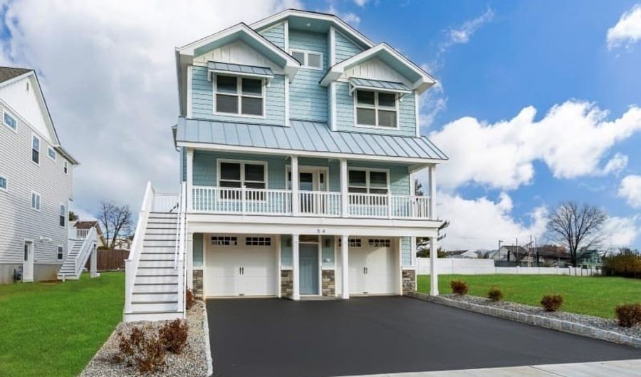 54 E Washington Ave, Atlantic Highlands, NJ 07716 - 5 Beds, 4 Bath
