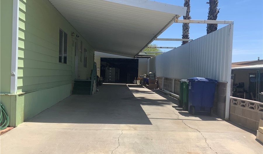 1297 Shenandoah St, Boulder City, NV 89005 - 2 Beds, 2 Bath