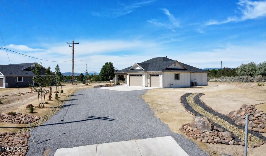 1840 Helman Dr, Gardnerville, NV 89410 - 3 Beds, 3 Bath