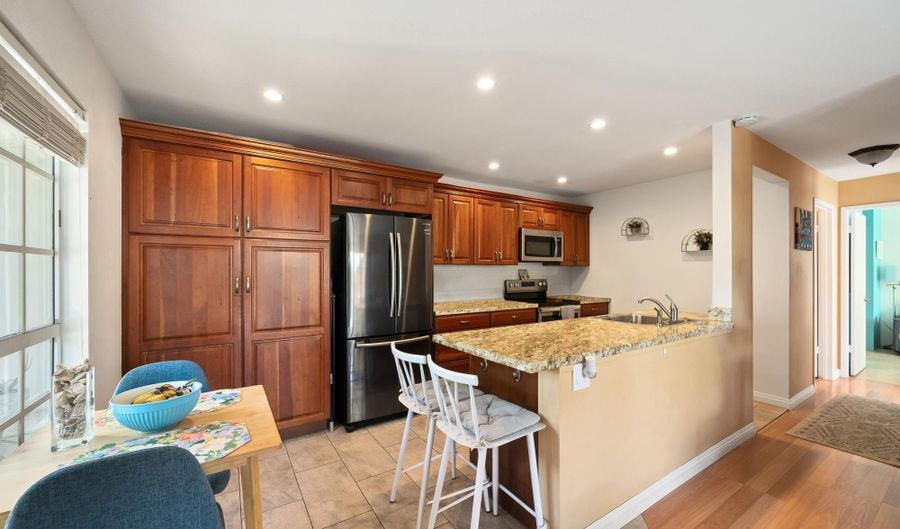 160 KEONEKAI Rd 9-101, Kihei, HI 96753 - 2 Beds, 2 Bath