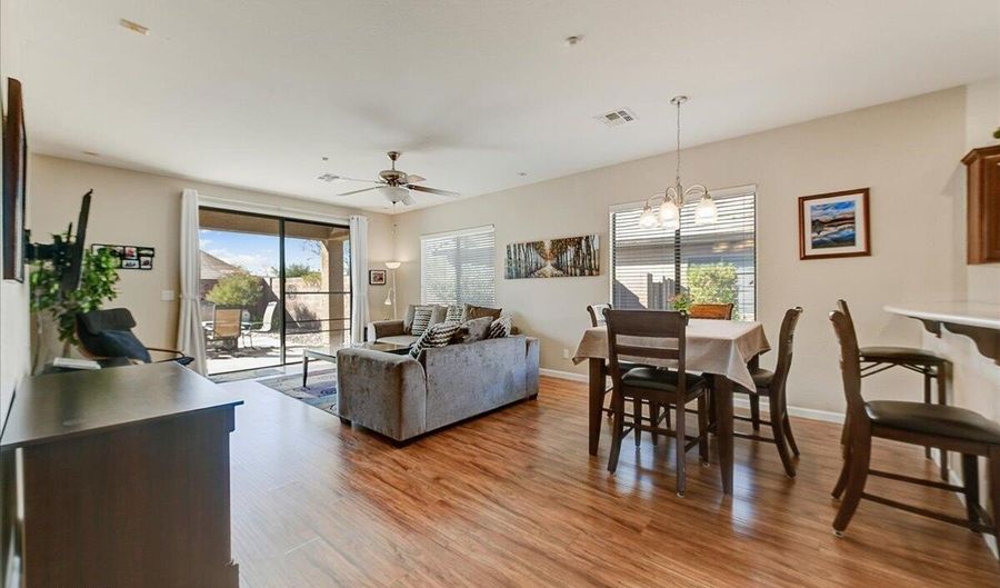 1635 W OWENS Way, Anthem, AZ 85086 - 3 Beds, 2 Bath