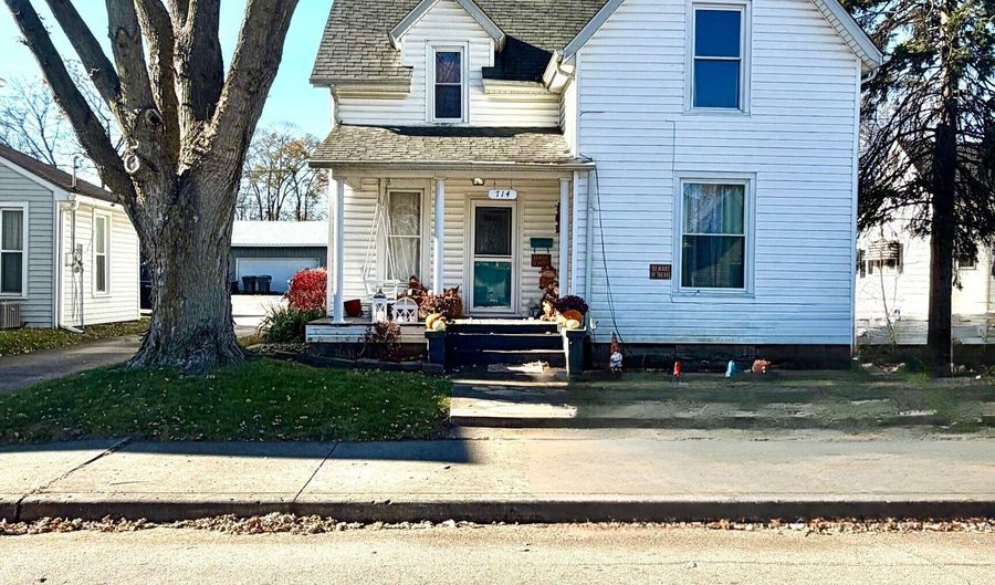 714 N Harrison St, Alexandria, IN 46001 - 3 Beds, 2 Bath