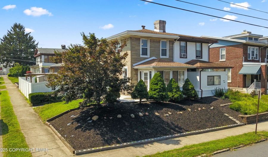 1128 W Wyoming St, Allentown, PA 18103 - 3 Beds, 2 Bath