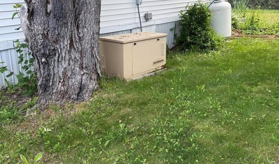 6 G St, Bangor, ME 04401 - 2 Beds, 2 Bath