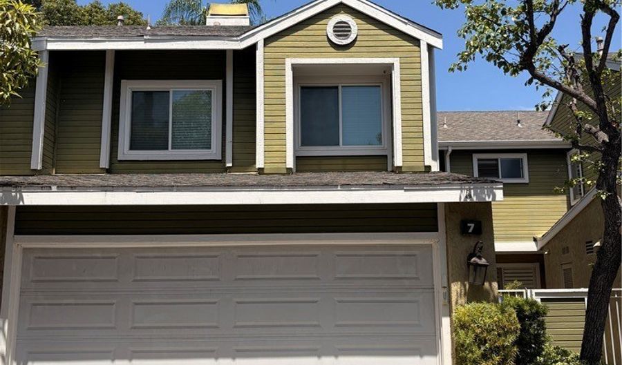 7 Firwood, Aliso Viejo, CA 92656 - 3 Beds, 3 Bath