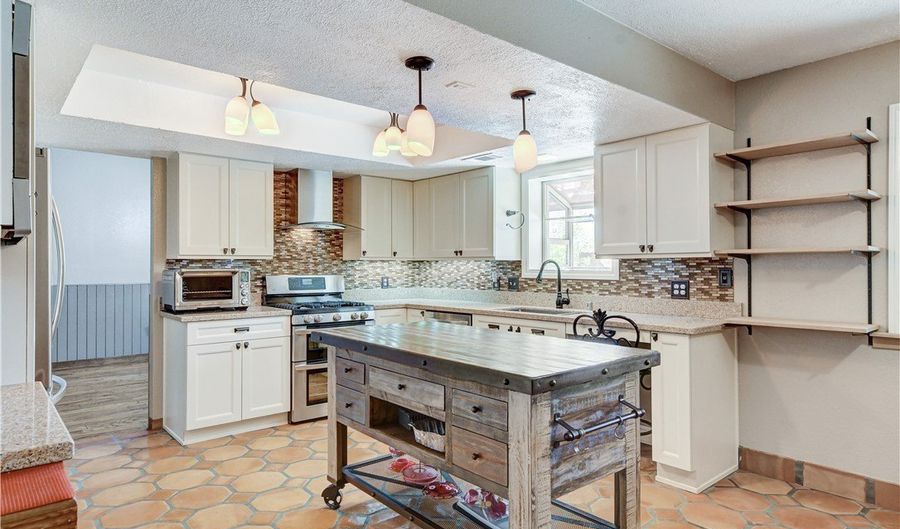 845 Robinson Ln, Boulder City, NV 89005 - 5 Beds, 3 Bath