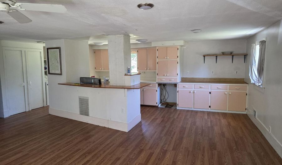 22 Boardman Way, Belfast, ME 04915 - 3 Beds, 1 Bath