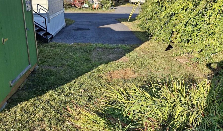 20 Duston Dr, Boscawen, NH 03303 - 2 Beds, 2 Bath