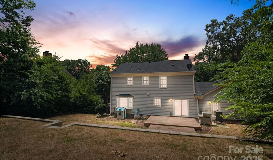 6119 Carmel Station Ave, Charlotte, NC 28226 - 3 Beds, 3 Bath