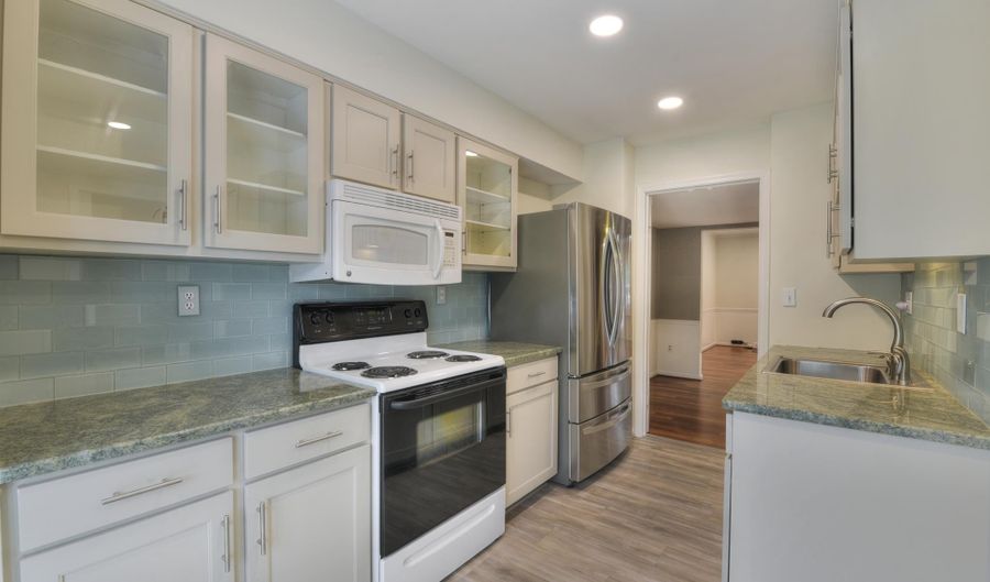 486 COLONIAL RIDGE Ln, Arnold, MD 21012 - 3 Beds, 4 Bath
