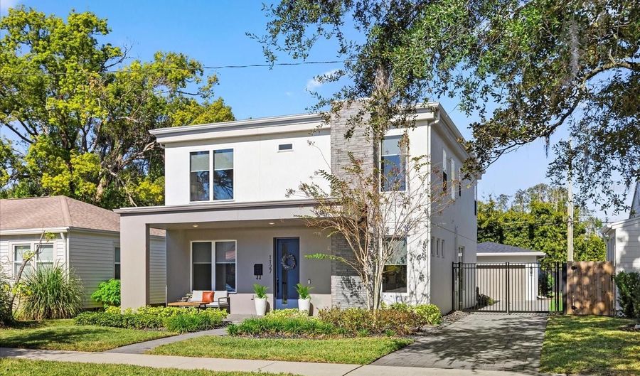 1127 W HARVARD St, Orlando, FL 32804 - 5 Beds, 3 Bath