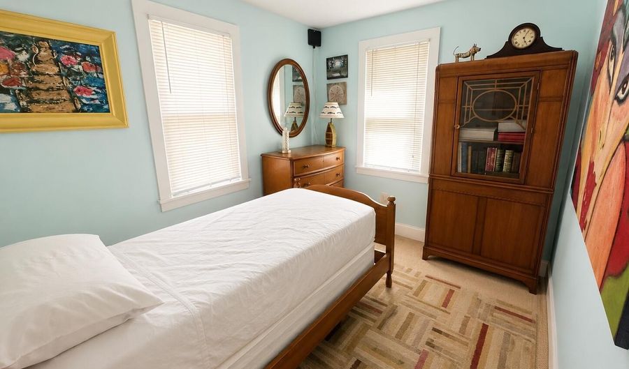 906 Central Ave, Asbury Park, NJ 07712 - 2 Beds, 1 Bath