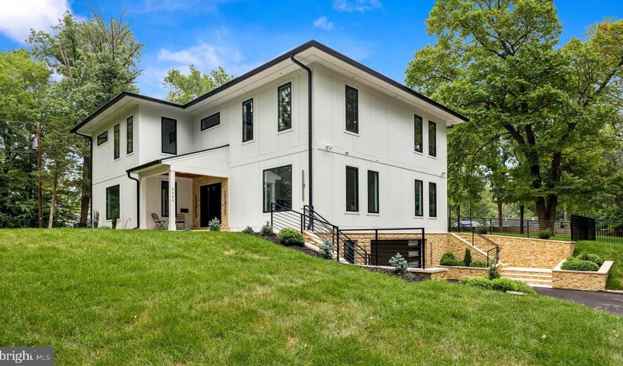 5005 RAVENSWORTH Rd, Annandale, VA 22003 - 5 Beds, 6 Bath