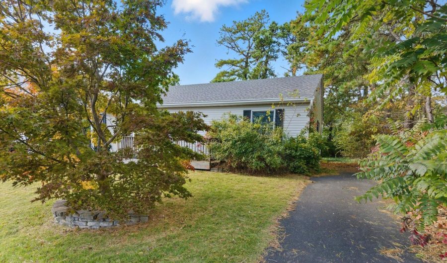 1312 Spar Ave, Beachwood, NJ 08722 - 3 Beds, 2 Bath